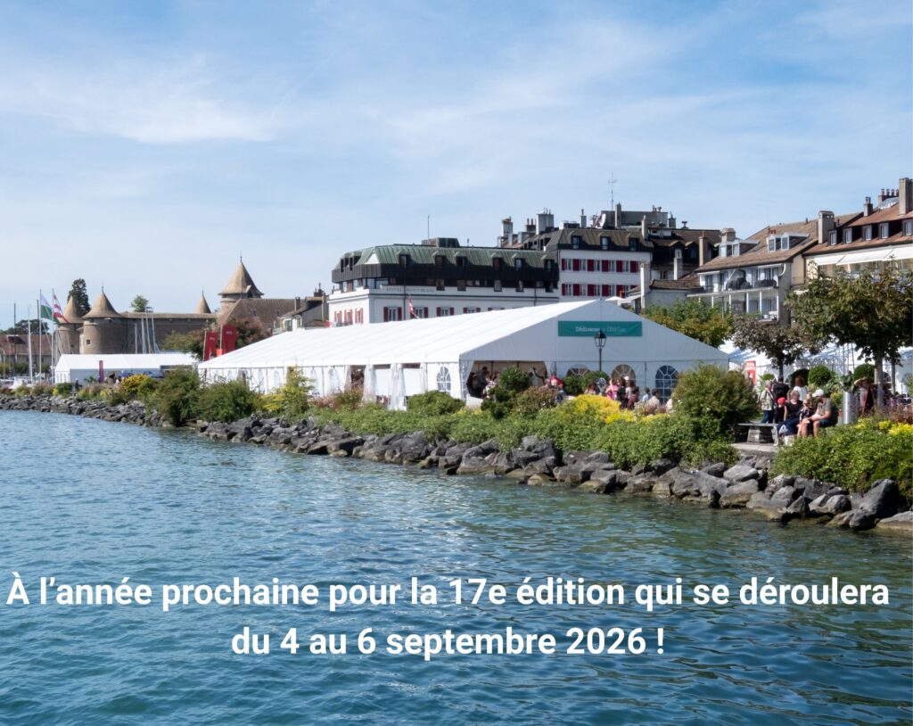 Photo de la tente dédicaces Côté Lac.